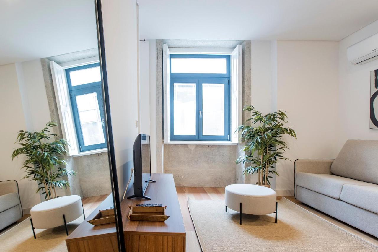 Downtown Wonder Flat W/ Ac By Lovelystay Porto Kültér fotó